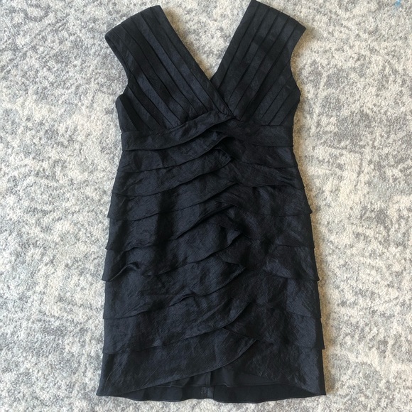 Adrianna Papell sz 10 Black flutter cocktail dress - Picture 2 of 10
